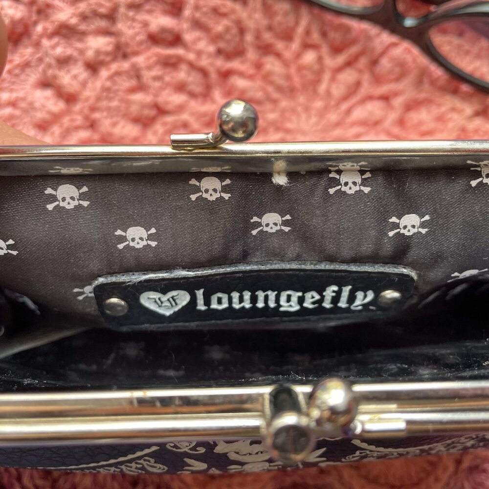NEW Loungefly Skull Paisley Clutch Wallet - Picture 4 of 6